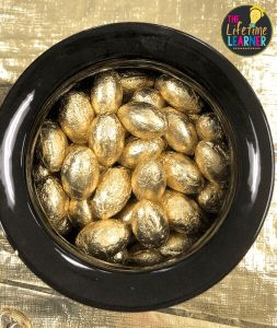 st. patrick's day classroom transformation gold coins that are made of chocolate